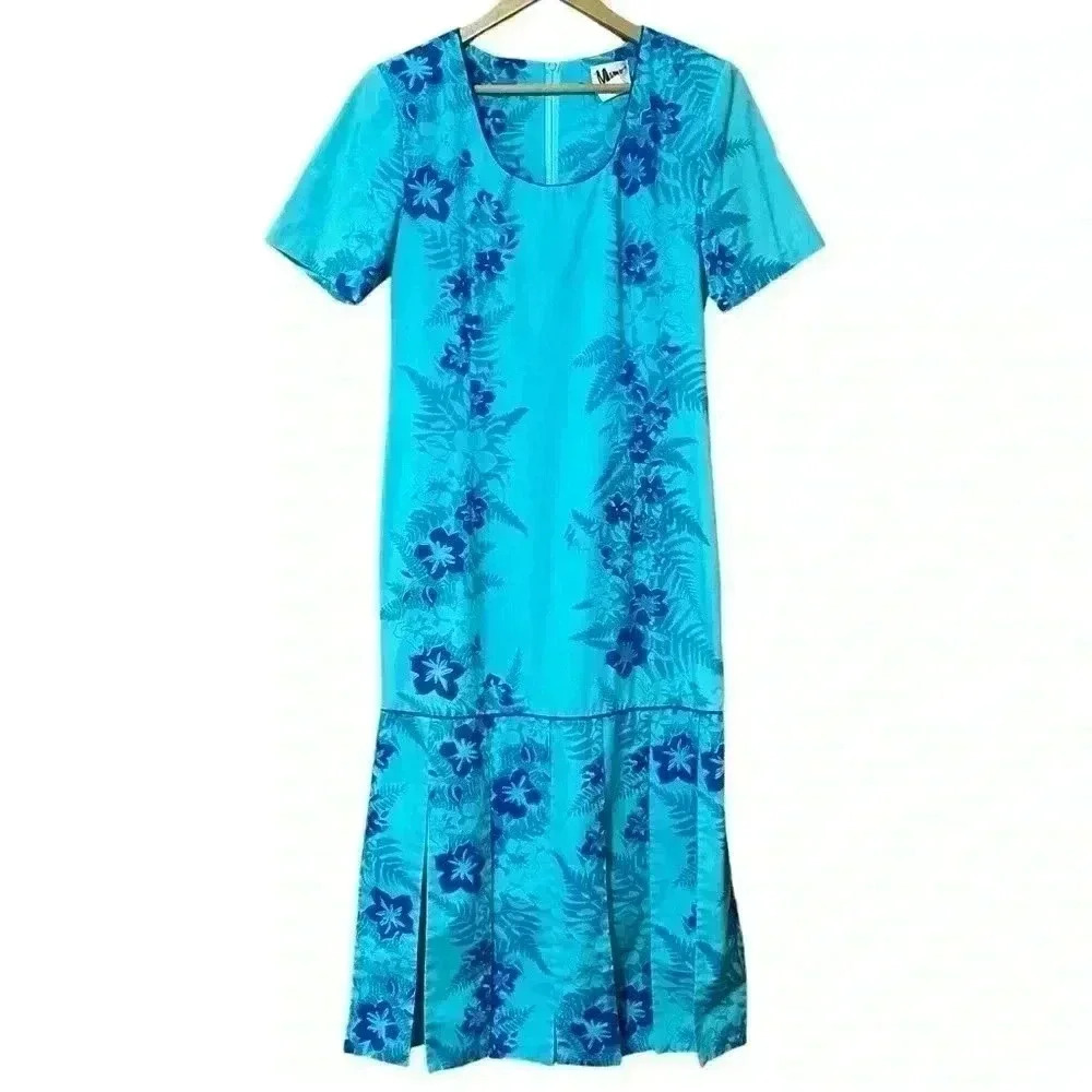 Mamo Howell Mu’umu’u 10 Blue Floral VINTAGE Hawaiian Aloha Attire Luau Party